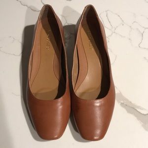 Aerosols brown leather pumps